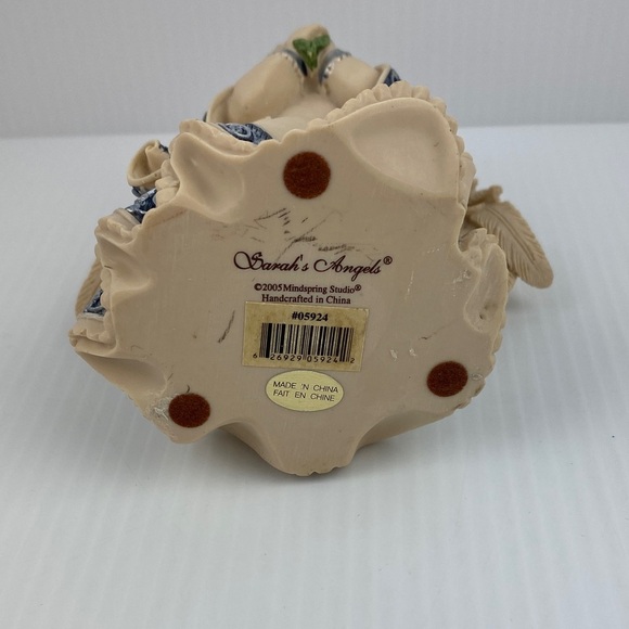 Sarah's Angels Granddaughter Figurine Resin Angel by Mindspring Studios 2005 - Picture 6 of 10